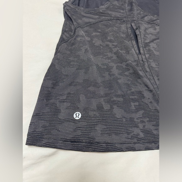 Lululemon Miles Ahead Tank - Picture 6 of 7